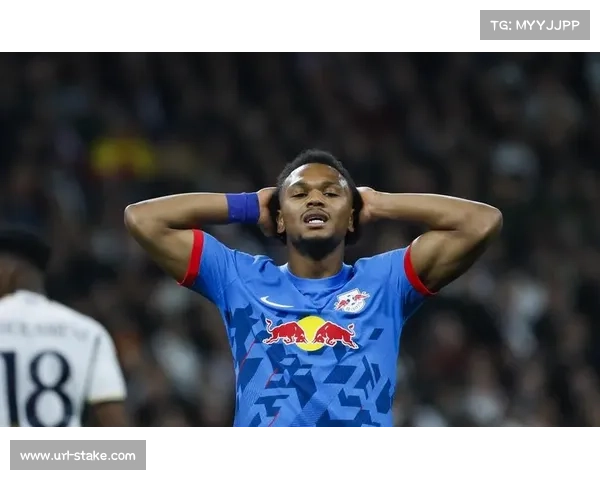 里尔中场奥蓬达获月最佳，赛季已参与12球